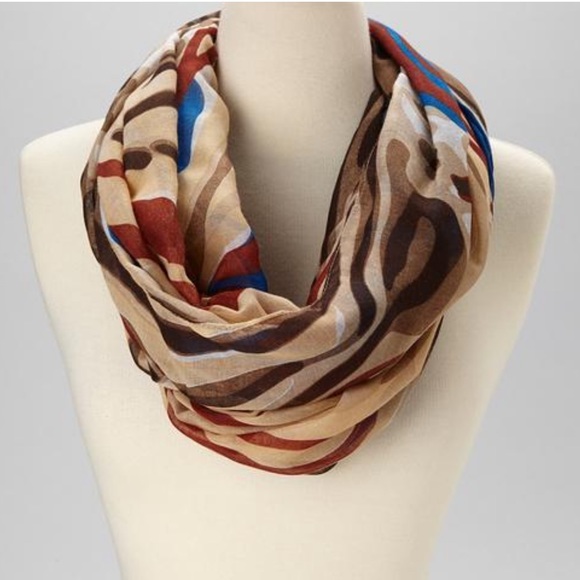 INFINITY ANIMAL PRINT SCARF - Picture 2 of 2